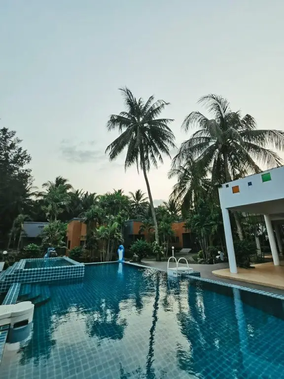 Банг-Сапхан: Coco Pino Bankrut Beach Resort.