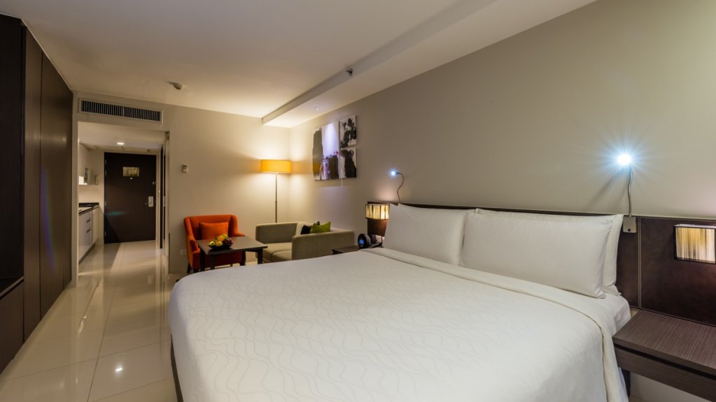 Бангкок: Maitria Hotel Sukhumvit 18- A Chatrium Collection (Formerly Oakwood Apartments Trilliant Sukhumvit 18)