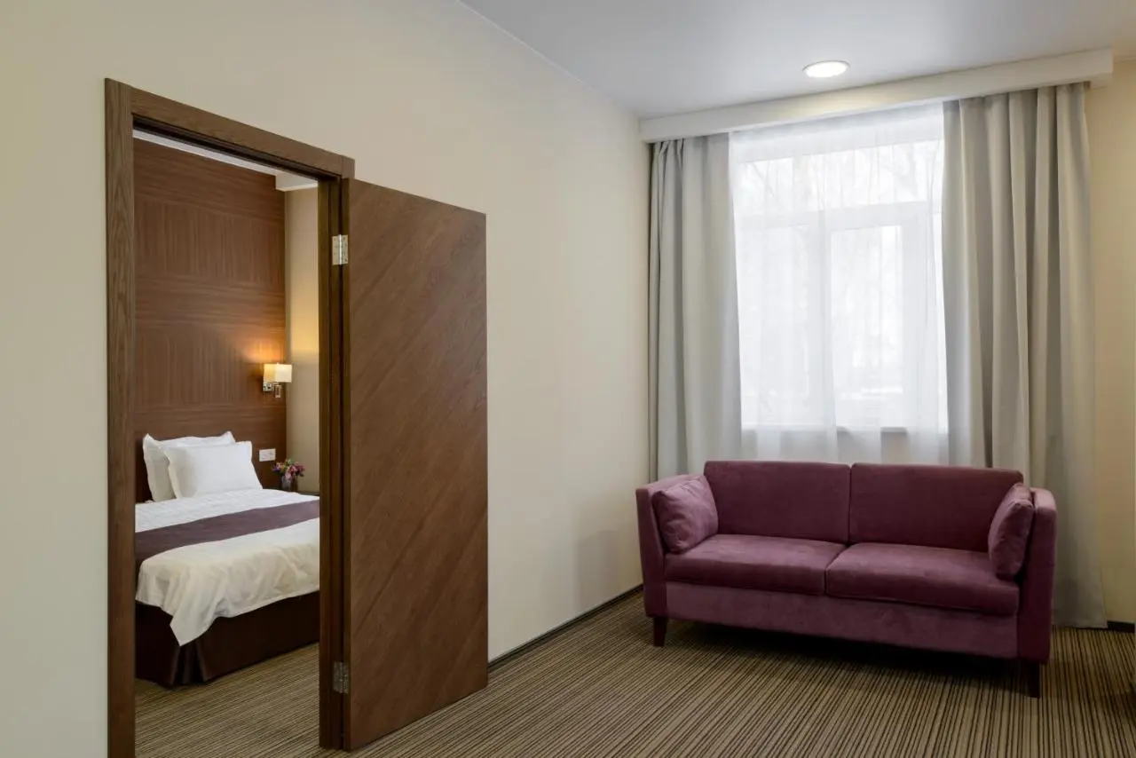Новосибирск: Отель PARK WOOD HOTEL