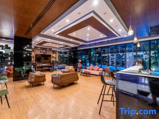 Паттайя: The Proud Hotel Pattaya