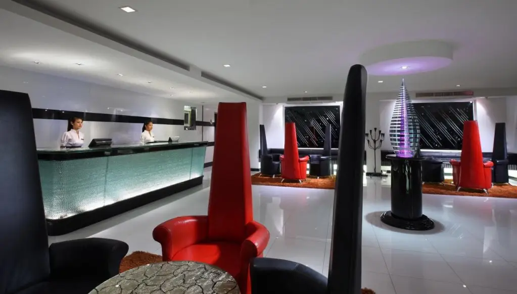Паттайя: Amari Nova Suites