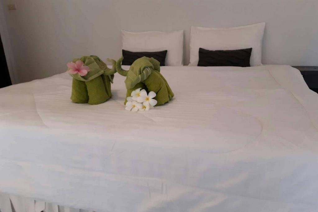 Ланта: OYO 75333 Lanta Beach Lodge