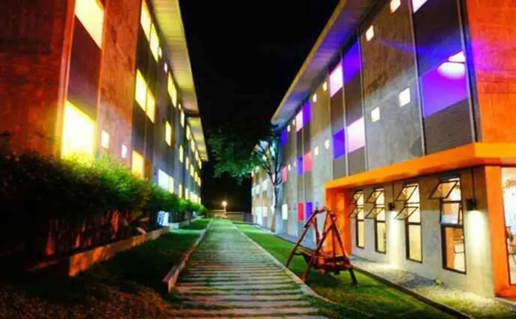Банг-Саре: Sattahip Valley Hotel