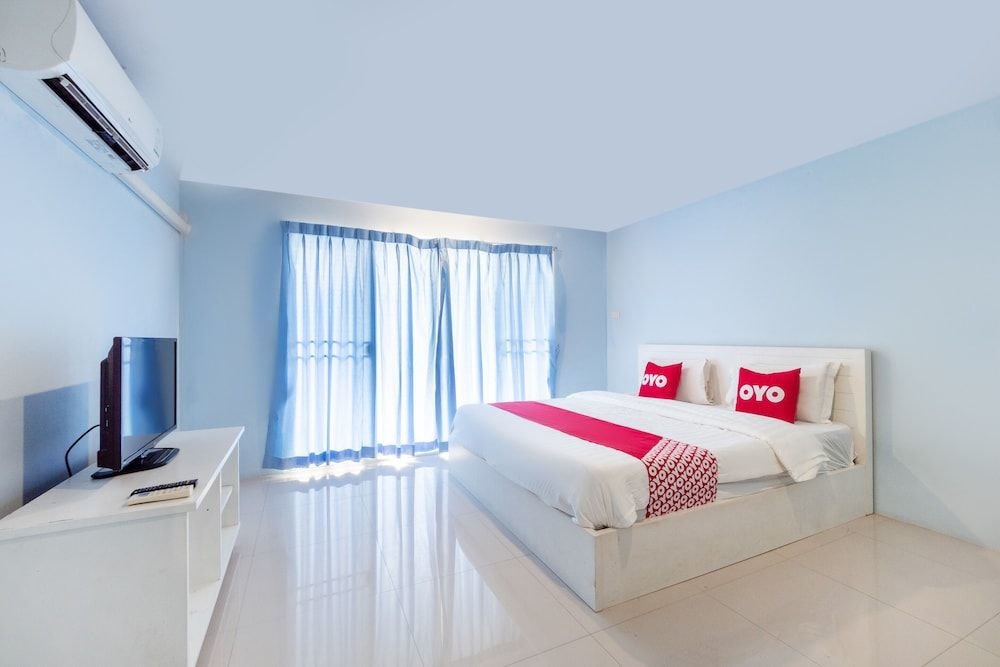 Паттайя: V Place Apartment