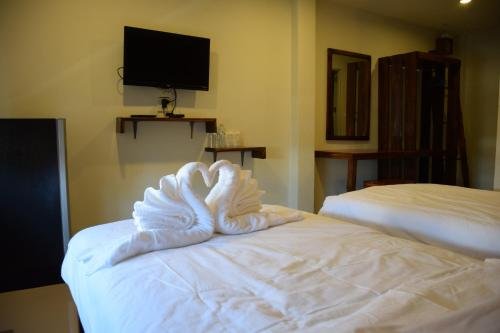 Бан Па Бонг: Palm Hug Resort & Camping Homestay