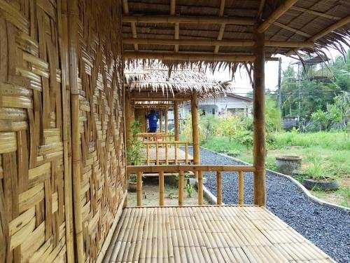 Тхаланг: Bamboo Bungalow Thalang