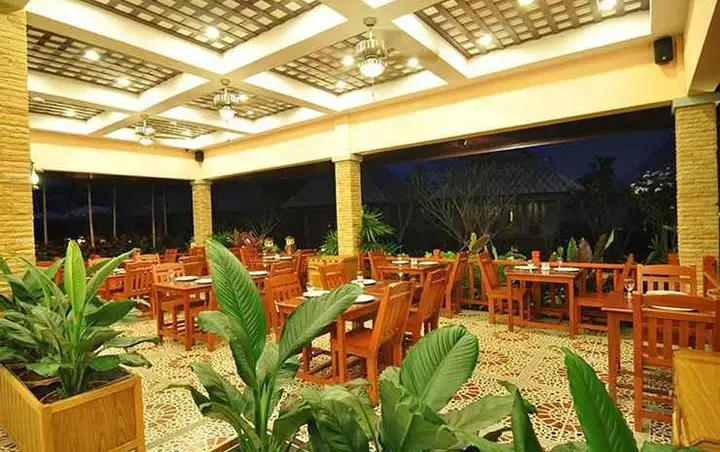 Муанг: Chalong Villa Resort and Spa