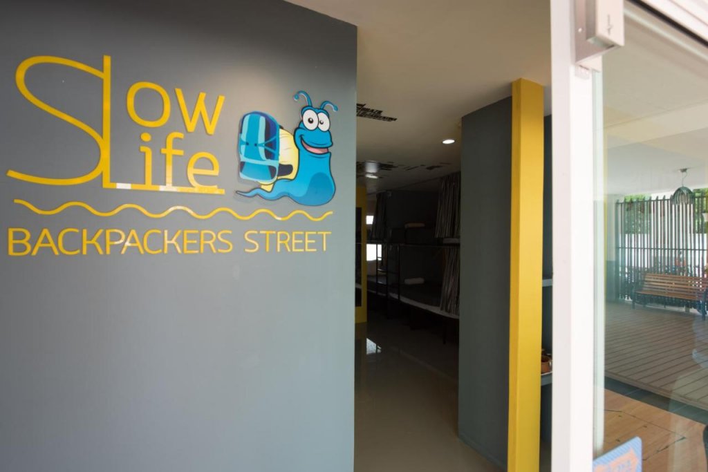 Тхаланг: Backpacker Street Airport Place