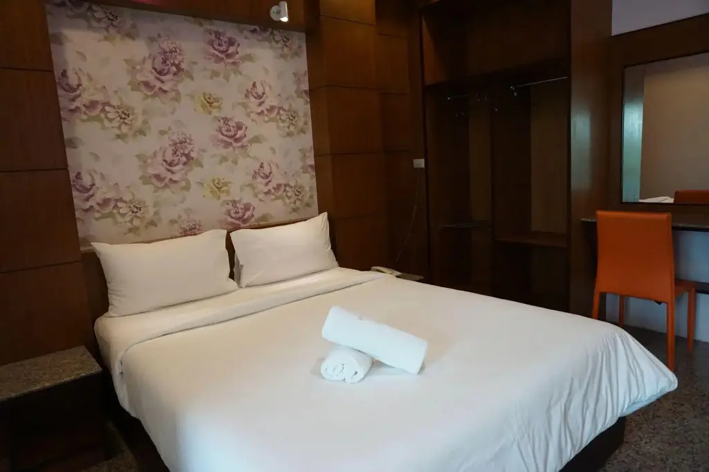 Накхонситхаммарат: Sabai Palace