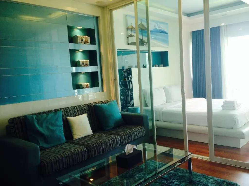Паттайя: View Talay 6 Pattaya Beach Apartment by Honey
