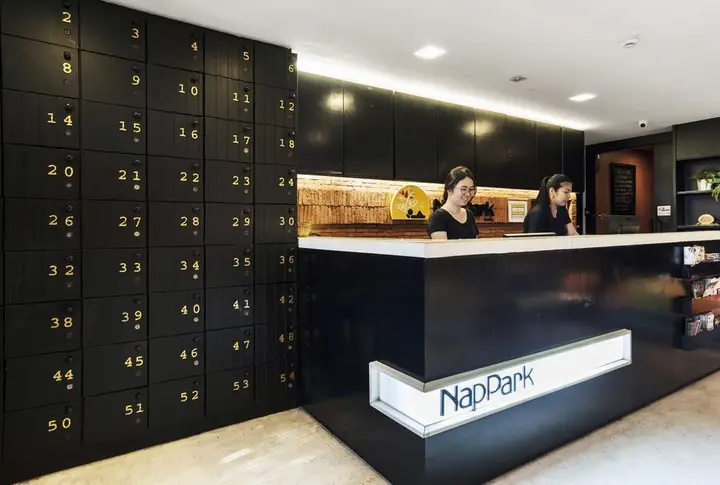 Бангкок: NapPark Hostel