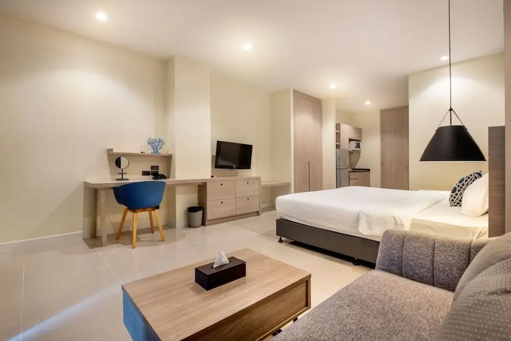 Районг: Aster Residence Rayong