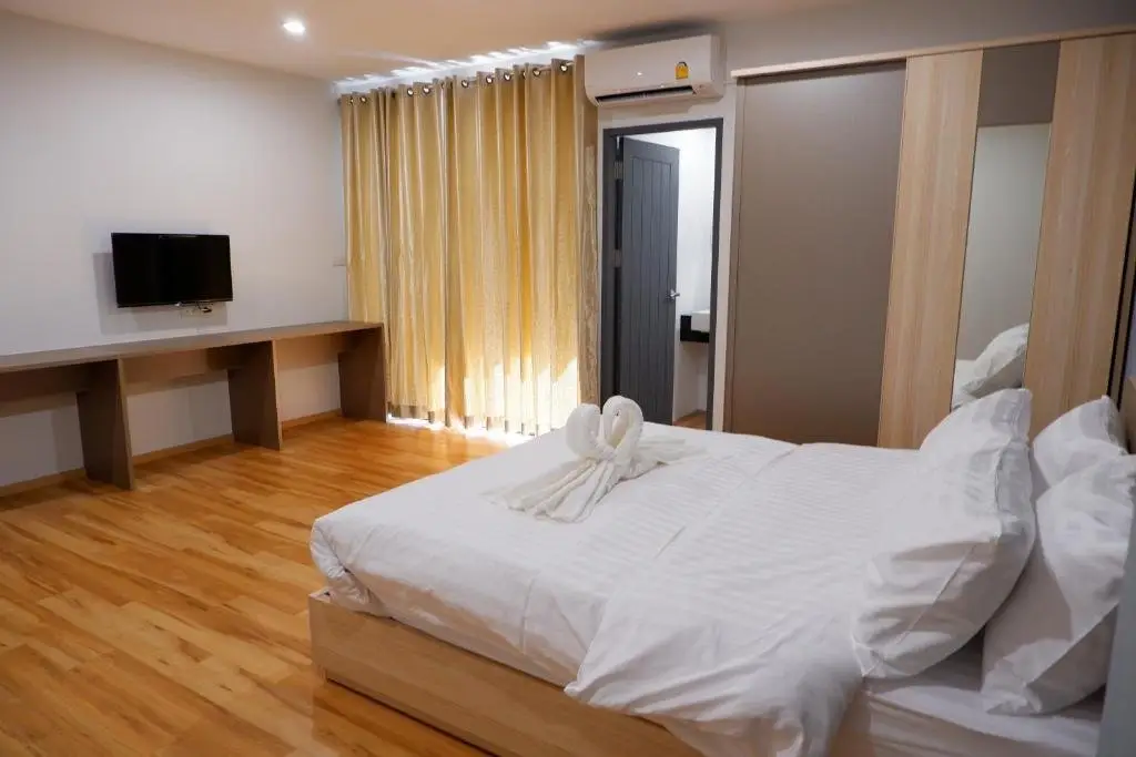 Бангкок: J & L Residence and Spa