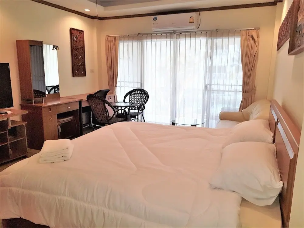 Паттайя: Baan Suan Lalana Large Studio