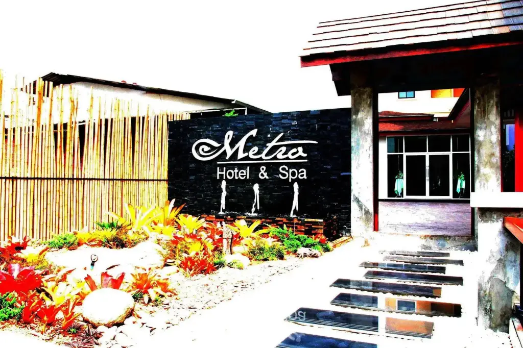 Metro Hotel & Spa — фото 1