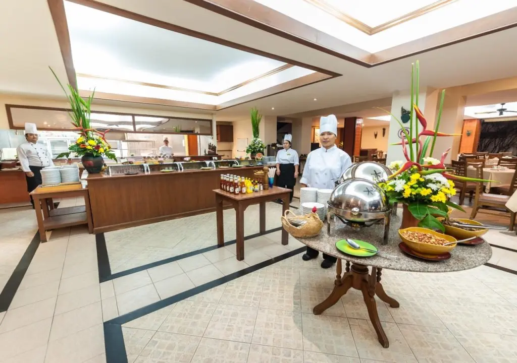 На Чом Тхиан: Pinnacle Grand Jomtien Resort