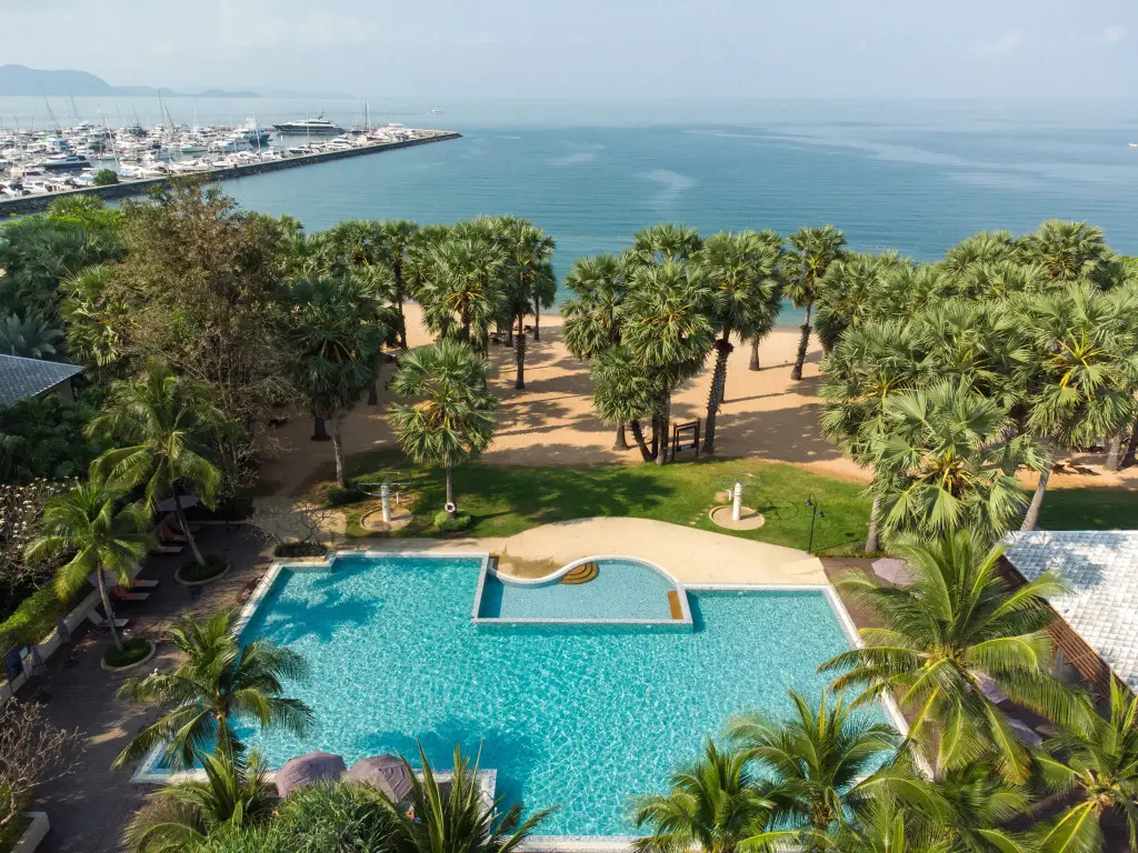 На Чом Тхиан: Курортный отель Ravindra Beach Resort And Spa