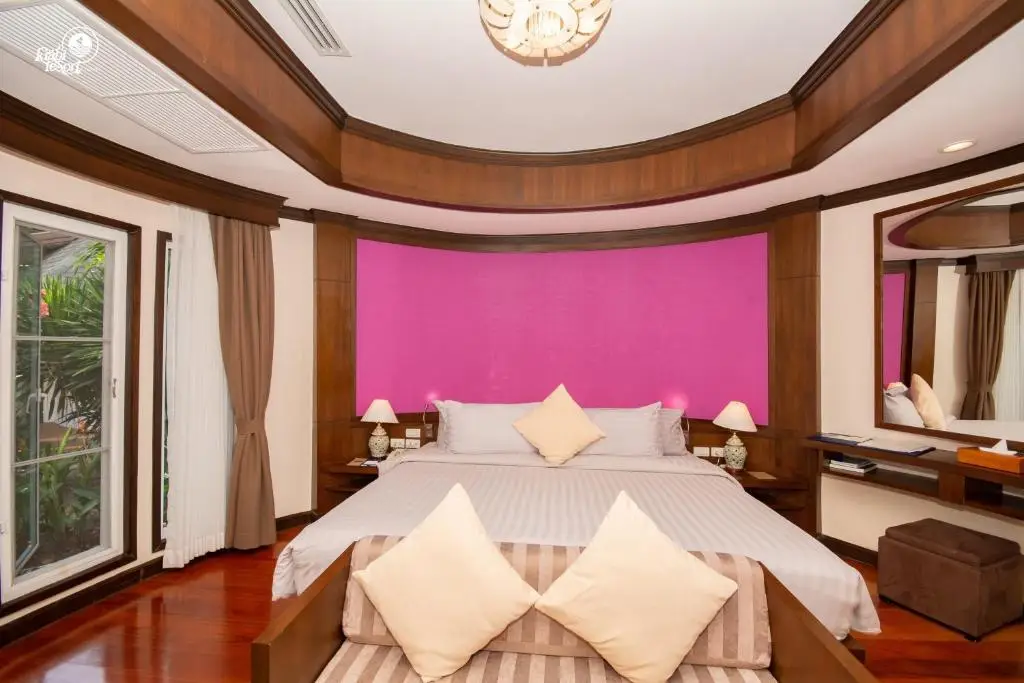 carousel image 1