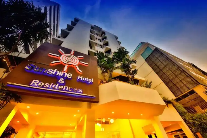 Паттайя: Отель Sunshine Hotel & Residences
