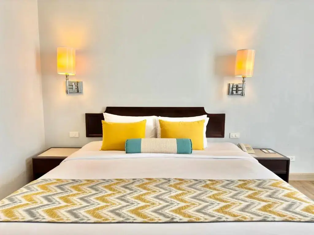 Пхукет: Phuket Merlin Hotel