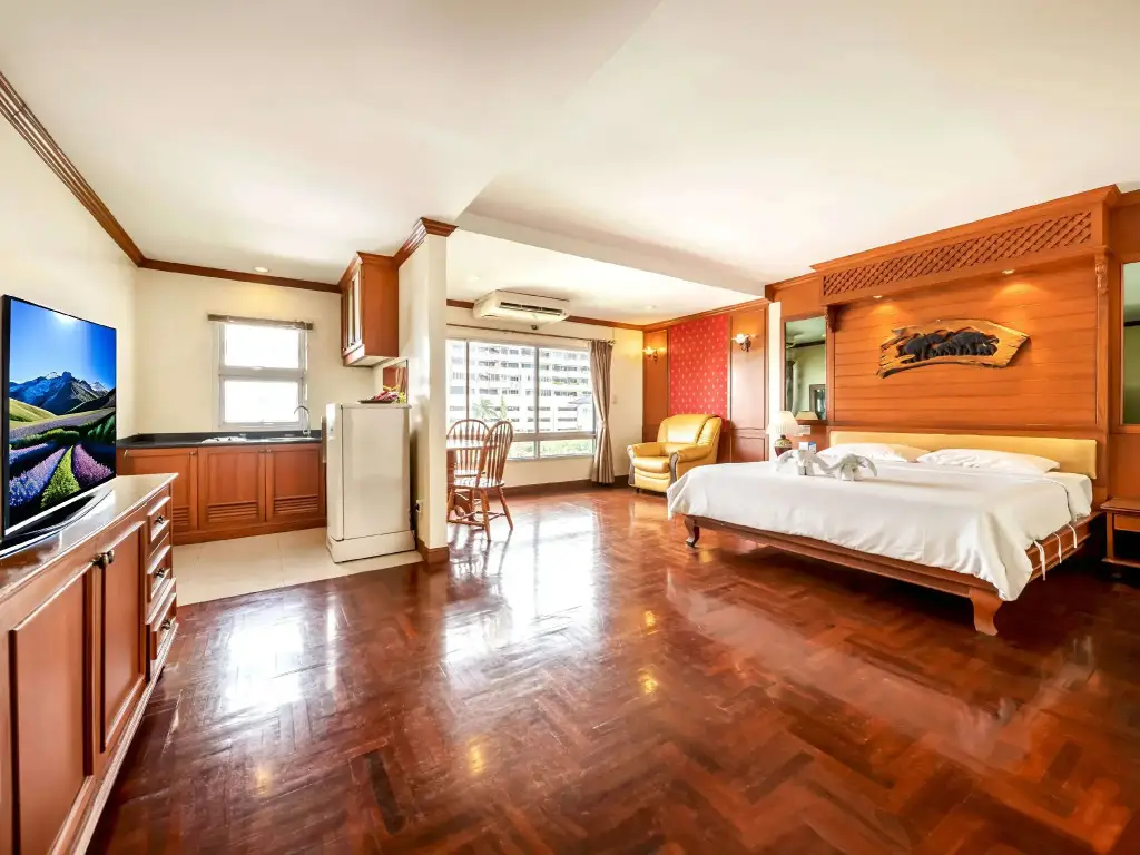 Бангкок: Royal Ivory Sukhumvit Nana