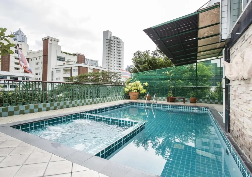 Бангкок: Royal Ivory Sukhumvit Nana