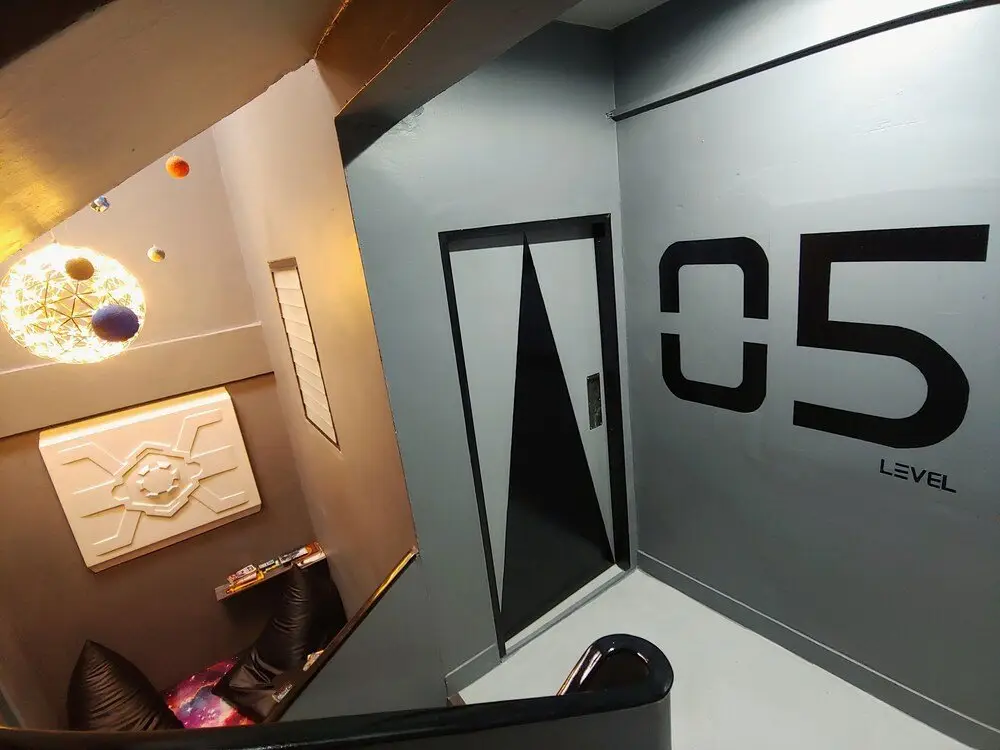 Бангкок: Met A Space Pod @ Asoke