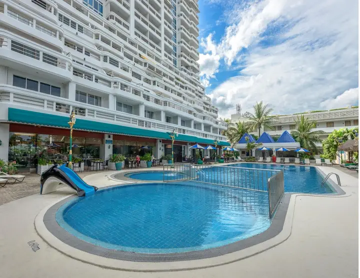Пхукет: Andaman Beach Suites Hotel