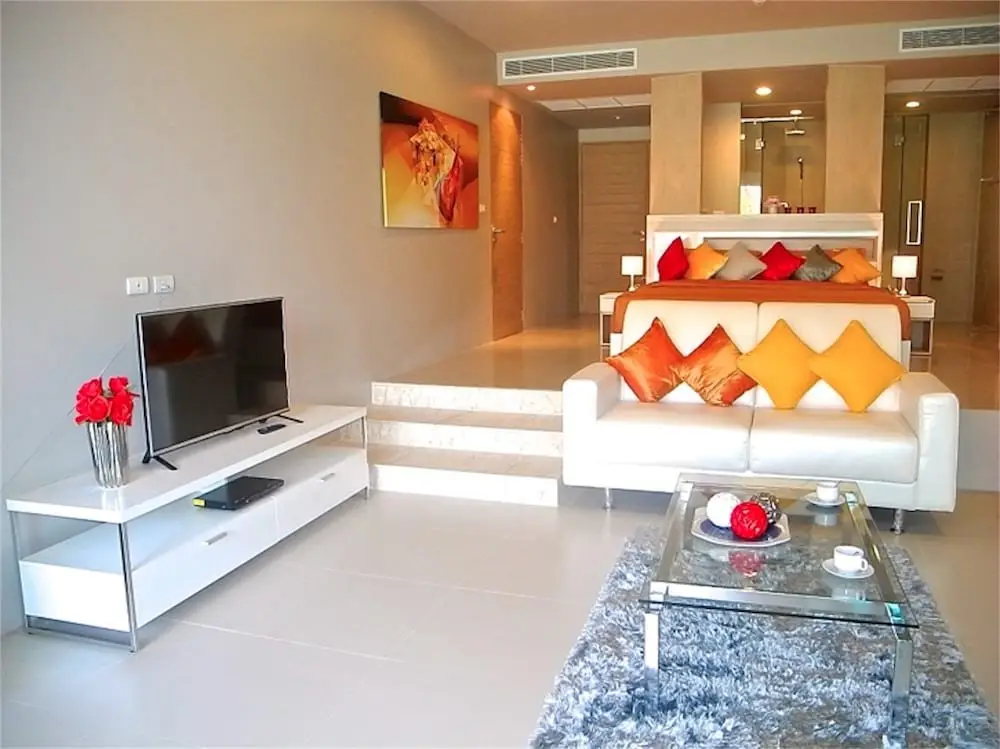 Муанг: The Ark Karon 1 bedroom Apartment Pool Level