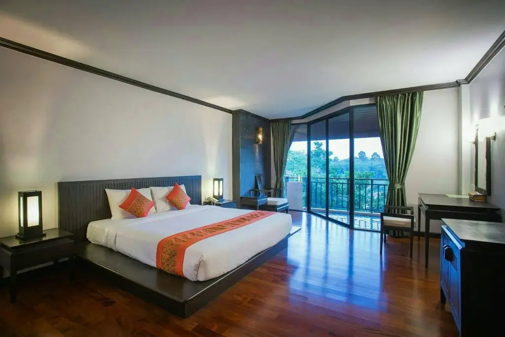 Нонг Нам Дэнг: khaoyai lumtakong hotel