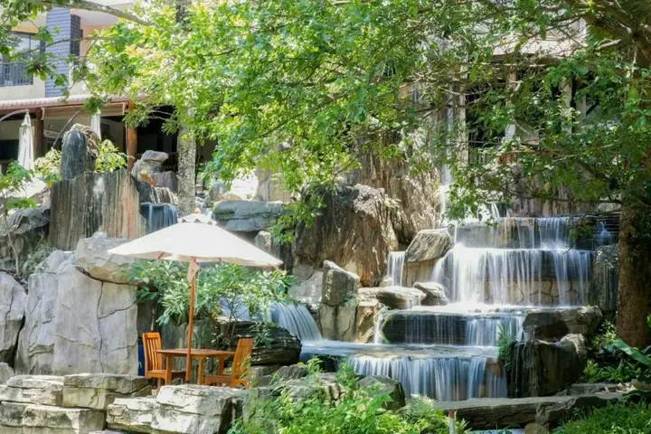 Нонг Нам Дэнг: khaoyai lumtakong hotel