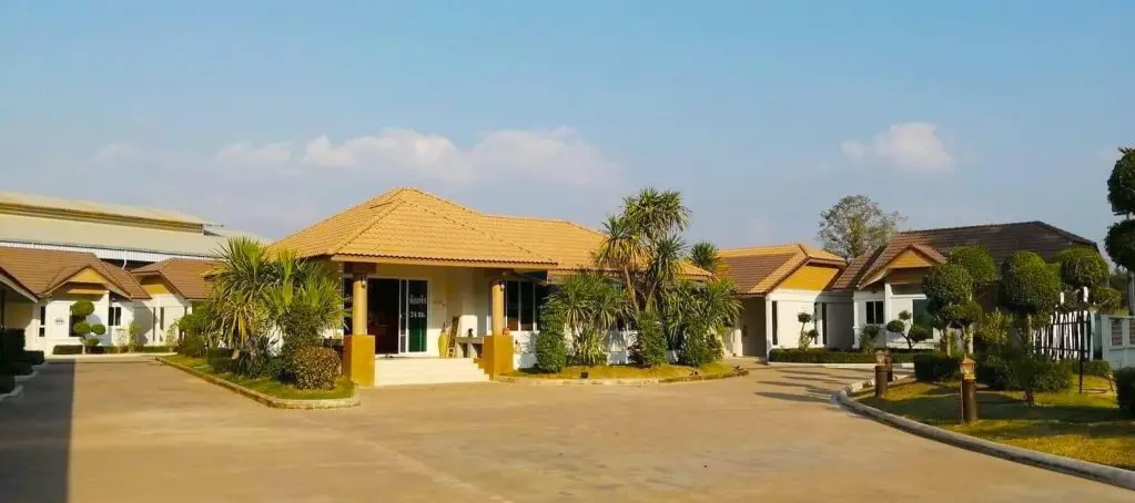 Нахон Фаном: Ban Buanara (private resort)