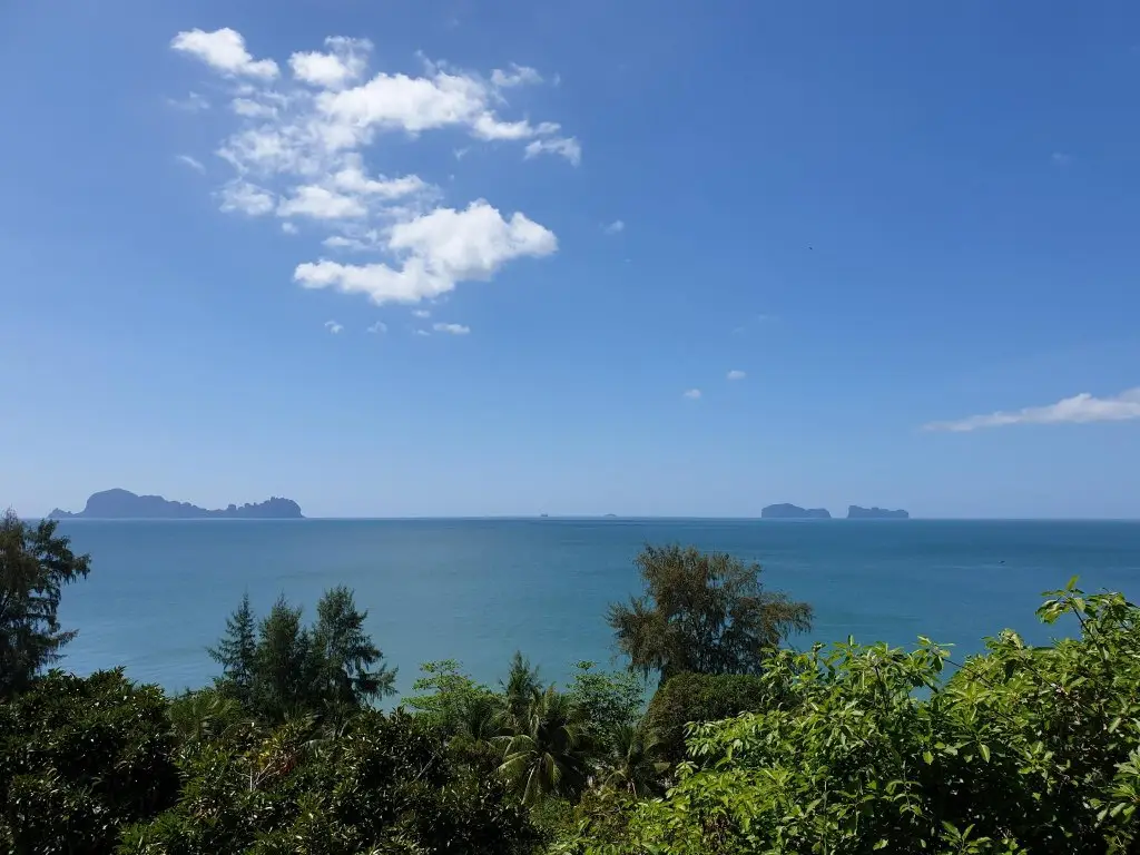 Cameron Island Resort — фото 1