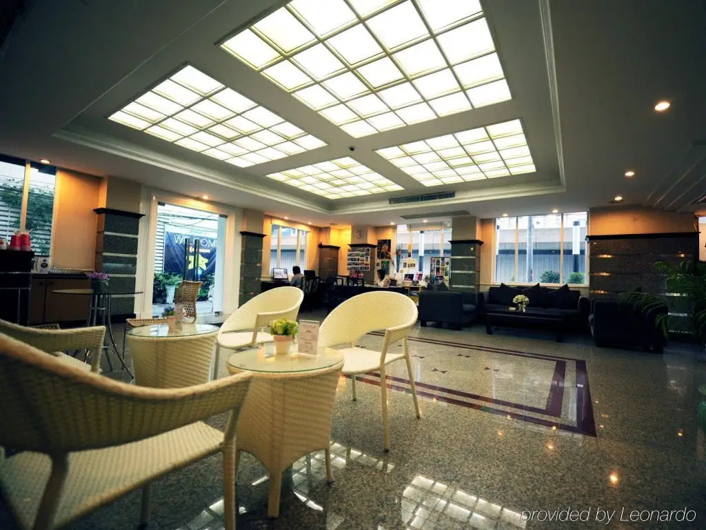 Бангкок: Astera Sathorn