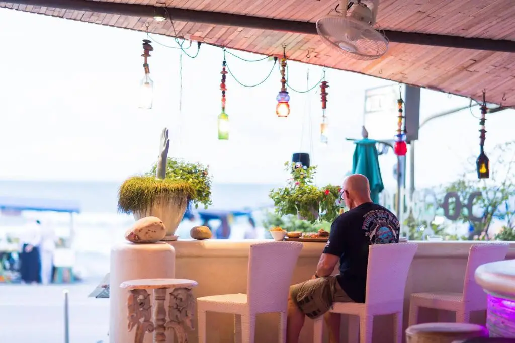 Пхукет: Barefoot Hotel Kalim Beach Front