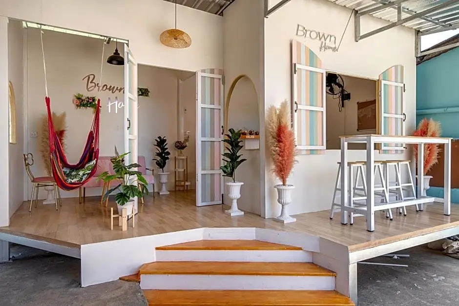 Саттахип: Brown Home Sattahip @ 19