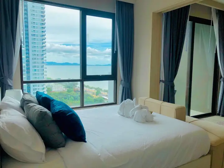 Паттайя: Beachfront Jomtien -Pattaya Smile
