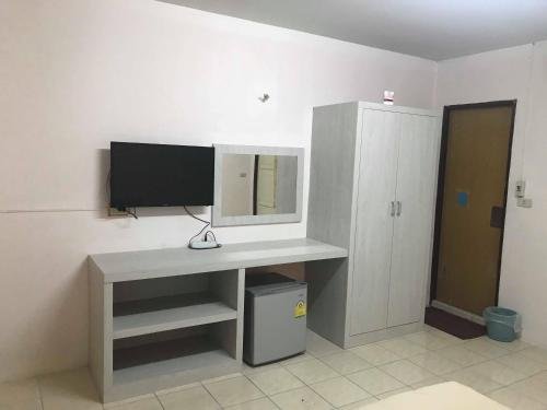 Хуахин: Watcharee Apartment