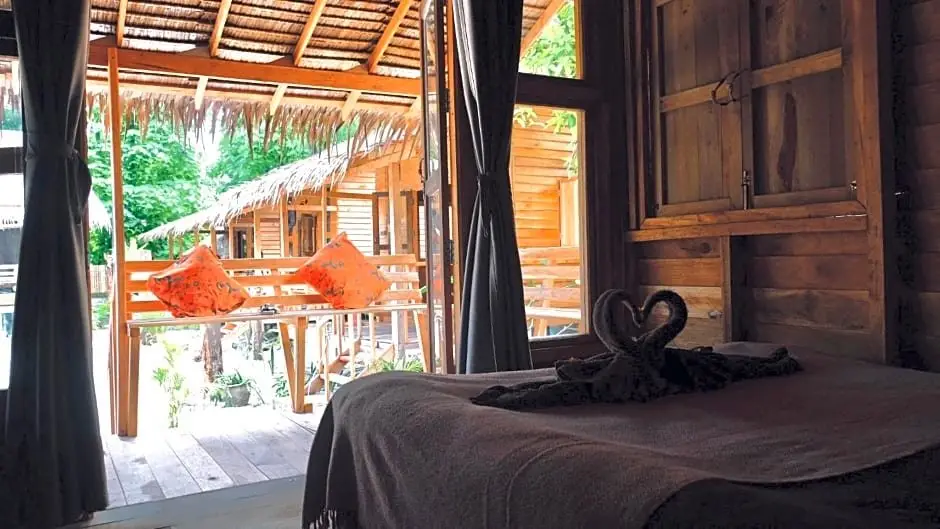 пляж Санрайз: The Hideaway Koh Lipe