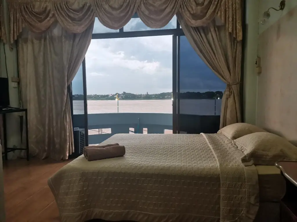 Нонгкхай: Just Mansion Hotel