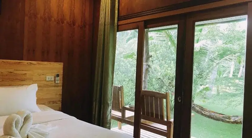 Ко Куд: Suan Maprao Ko Kut Resort (SHA Extra Plus)