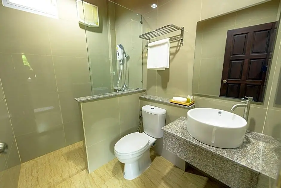 Пак-Чонг: Avarin Resort