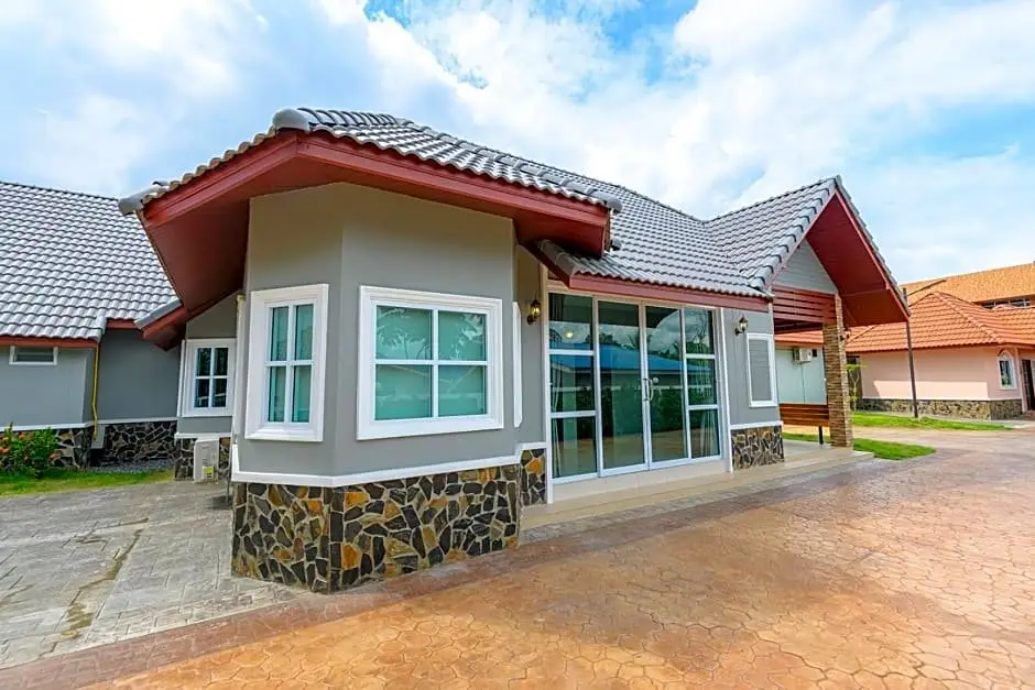 Пак-Чонг: Avarin Resort
