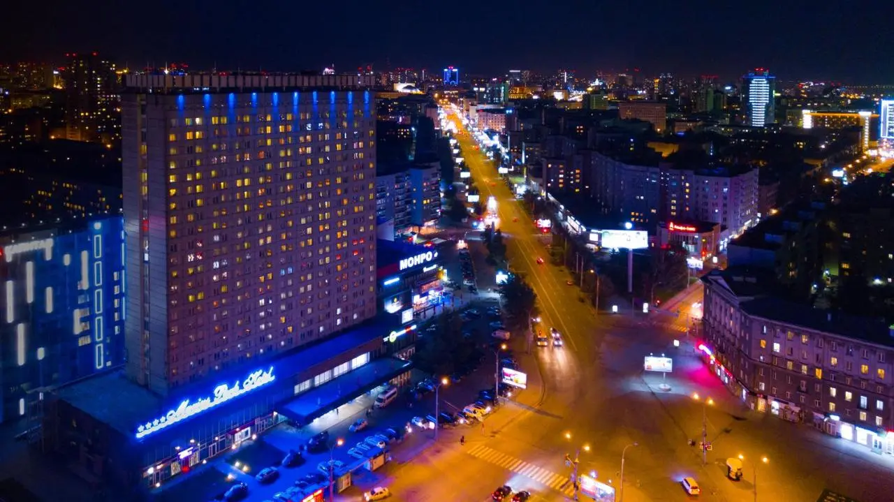Новосибирск: Маринс Парк Отель Новосибирск