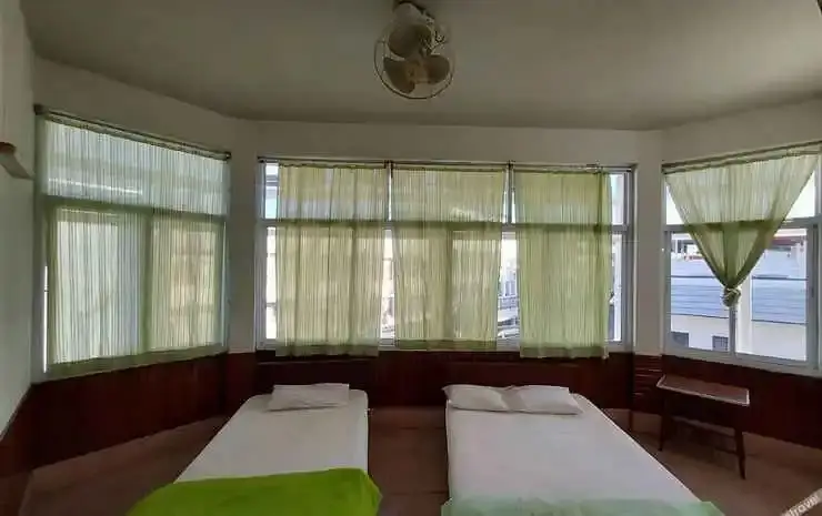 Нахон Фаном: Grand Hotel