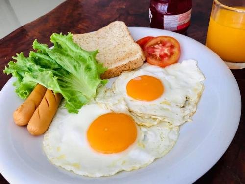 Ланта: WAKE UP @Lanta Hotel : Cafe