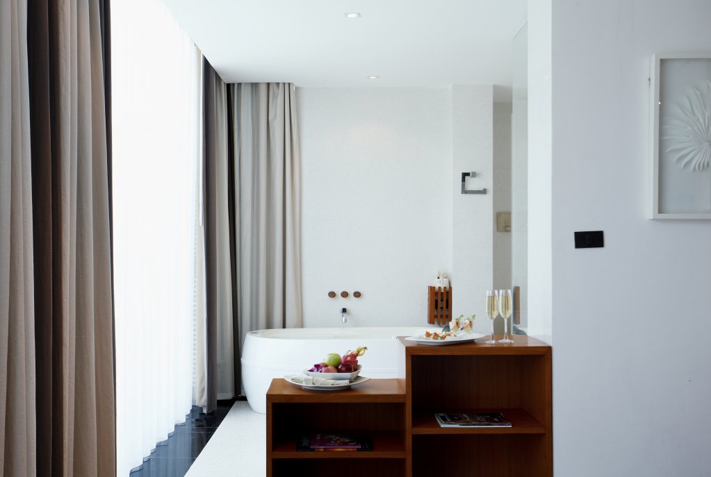 Пхукет: Курортный отель La Flora Resort Patong