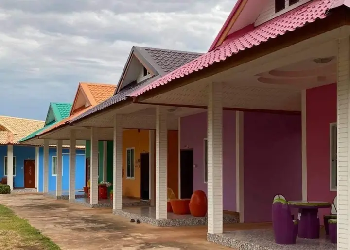 Тхат-Пханом: Resort Baan Saengthip Renunakhon