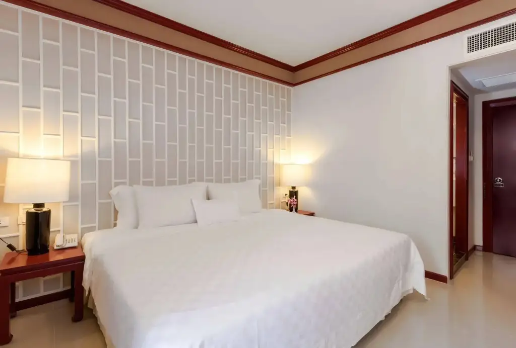 Пхукет: New Patong Premier Resort