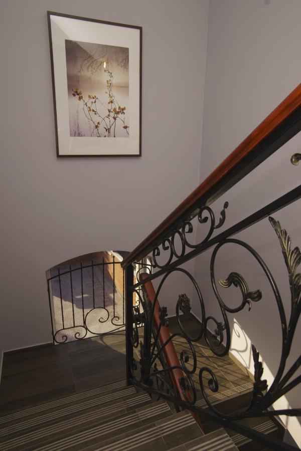 Новосибирск: Hotel MADO